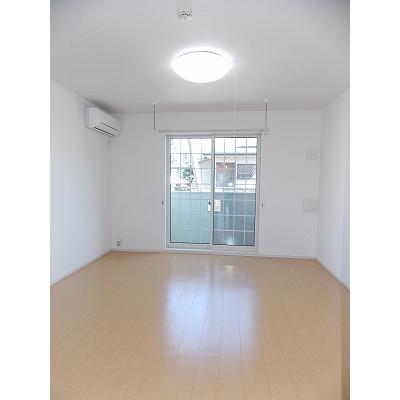 カーク　Ｂ棟 101【管理NO：1-018510302-01010】 ★家具家電は申し込み後に搬入しますの物件画像
