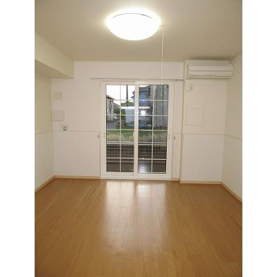 エターナルⅡ 102【管理NO：1-015551902-01020】 ★家具家電は申し込み後に搬入しますの物件画像