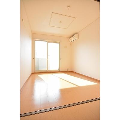 フローバルスイート・Ｋ 102【管理NO：1-015414801-01020】 ★家具家電は申し込み後に搬入します 2026年08月中旬入居可能の物件画像