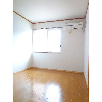 クレッセントハウス 203【管理NO：1-006969701-02030】 ★家具家電は申し込み後に搬入しますの物件画像