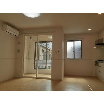 シャルム 102【管理NO：1-025224301-01020】 ★家具家電は申し込み後に搬入しますの物件画像