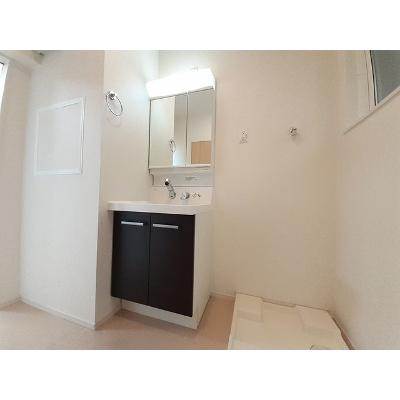 アルモニー大浜 201【管理NO：1-021807901-02010】 ★家具家電は申し込み後に搬入します★ ★2026年10月下旬入居可能★の物件画像