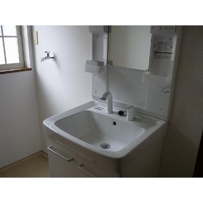 ローズ・フルール 102【管理NO：1-010916501-01020】 ★家具家電は申し込み後に搬入しますの物件画像