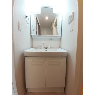 ウィステリア　弐 203【管理NO：1-026103801-02030】 ★家具家電は申し込み後に搬入します 2026年07月中旬入居可能の物件画像