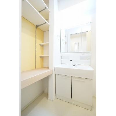 カーサカメリアⅦ 102【管理NO：1-022871701-01020】 ★家具家電は申し込み後に搬入します★の物件画像