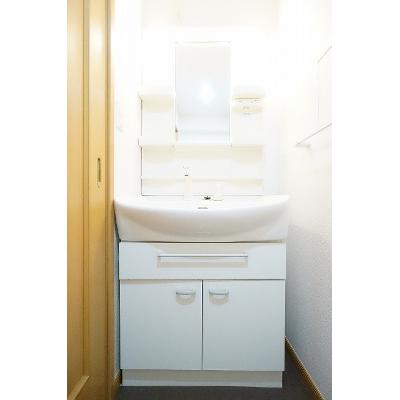 ビサイドピュア 205【管理NO：1-014630101-02040】 ★家具家電は申し込み後に搬入します★の物件画像