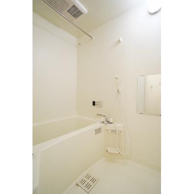 華（フラワー） 203【管理NO：1-011685001-02030】 ★家具家電は申し込み後に搬入します★の物件画像