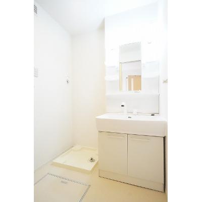 ラフォート１３ 102【管理NO：1-023400501-01020】 2026年08月上旬入居可能の物件画像