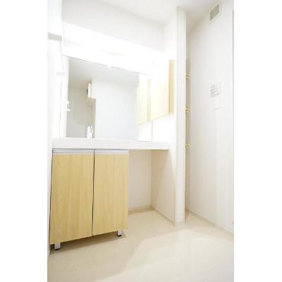 クリスタル・イリーデ 105【管理NO：1-021503601-01040】 ★家具家電は申し込み後に搬入します★の物件画像