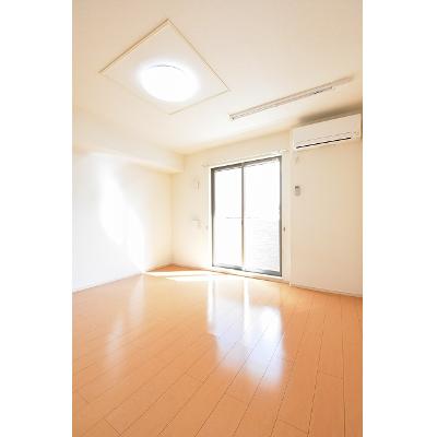 アムール 105【管理NO：1-019426901-01040】 2026年07月下旬入居可能の物件画像
