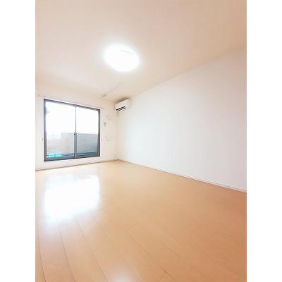 カーサ・ボニートＫ・Ⅲ 302【管理NO：1-018858901-03020】 ★家具家電は申し込み後に搬入します★の物件画像