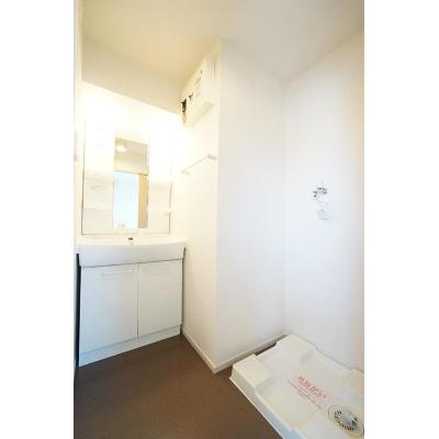 リジエール　Ⅰ 201【管理NO：1-017856101-02010】 ★家具家電は申し込み後に搬入します★の物件画像