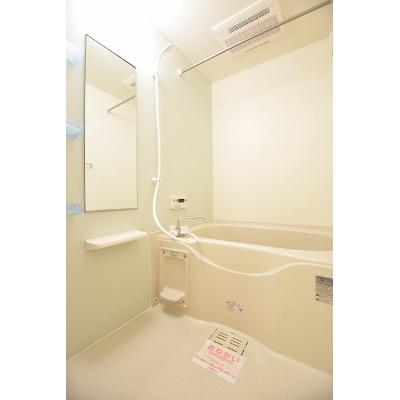 モンターニュ・ジョリＣ 103【管理NO：1-015549901-01030】 ★家具家電は申し込み後に搬入します★の物件画像