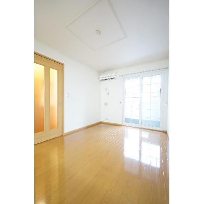 ブライトヒルズ 102【管理NO：1-014337401-01020】 ★家具家電は申し込み後に搬入します★の物件画像