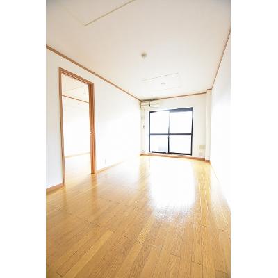 フォンテーヌ 103【管理NO：1-012049401-01030】 ★家具家電は申し込み後に搬入します★の物件画像