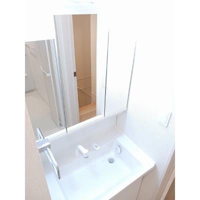 アバンツァート 205【管理NO：1-027556601-02040】 ★家具家電は申し込み後に搬入しますの物件画像