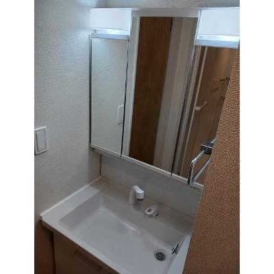アバンツァート 101【管理NO：1-027556601-01010】 ★家具家電は申し込み後に搬入しますの物件画像