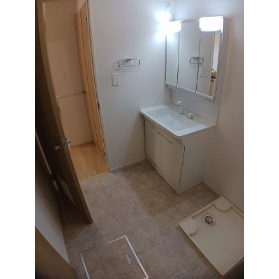 ルキア　カーサⅡ 203【管理NO：1-026879802-02030】 ★家具家電は申し込み後に搬入します★の物件画像