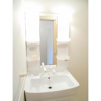 ＡＬＢＡ　Ｂ 105【管理NO：1-015962002-01040】 ★家具家電は申し込み後に搬入しますの物件画像