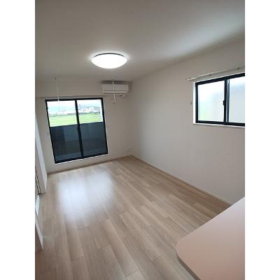 デ・リス・フレグランス　Ⅲ 203【管理NO：1-027979003-02030】 ★家具家電は申し込み後に搬入しますの物件画像