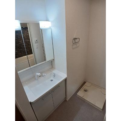 デ・リス・フレグランス　Ⅲ 203【管理NO：1-027979003-02030】 ★家具家電は申し込み後に搬入しますの物件画像