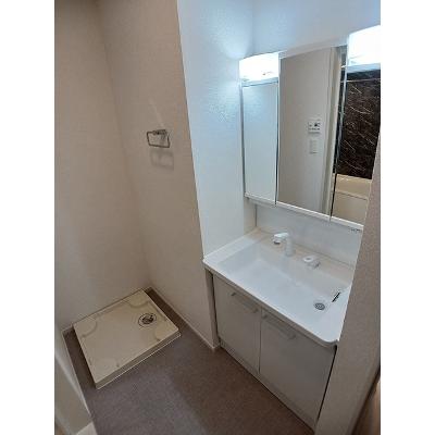 デ・リス・フレグランス　Ⅲ 201【管理NO：1-027979003-02010】 ★家具家電は申し込み後に搬入します★の物件画像