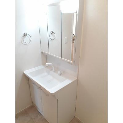クレスト／／タウン　Ⅰ 103【管理NO：1-026941301-01030】 ★家具家電は申し込み後に搬入しますの物件画像