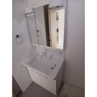 ブルゴーニュＢ 106【管理NO：1-024036202-01050】 ★家具家電は申し込み後に搬入しますの物件画像