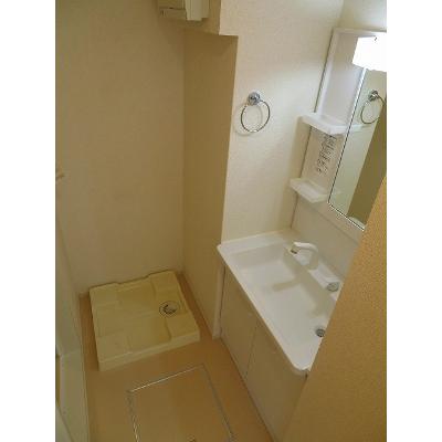 シャンパーニュＡ 103【管理NO：1-023684101-01030】 ★家具家電は申し込み後に搬入しますの物件画像