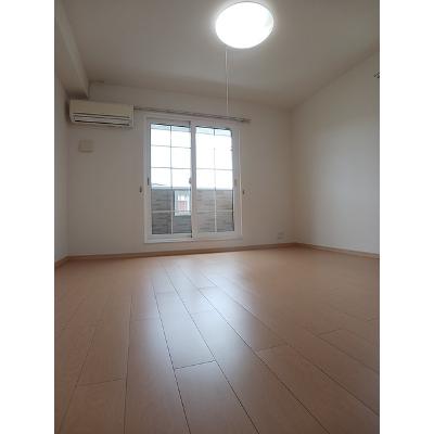 フォルトグランデ　Ⅰ 202【管理NO：1-016639401-02020】 ★家具家電は申し込み後に搬入しますの物件画像