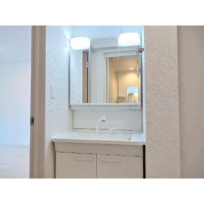 カンファタブル＿ＫⅠ 101【管理NO：1-028474201-01010】 ★家具家電は申し込み後に搬入しますの物件画像