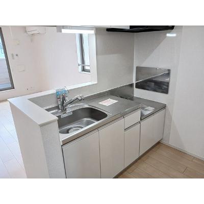 サニー和泉 202【管理NO：1-023126201-02020】 ★家具家電は申し込み後に搬入しますの物件画像