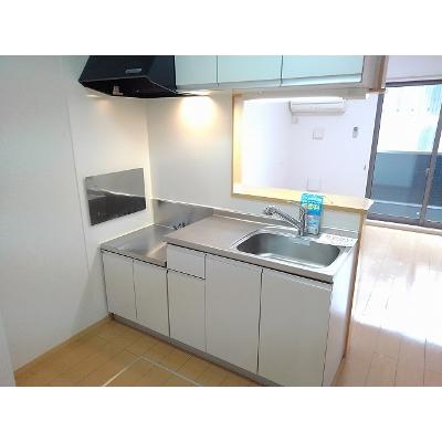 城 102【管理NO：1-016980601-01020】 ★家具家電は申し込み後に搬入します 2026年07月中旬入居可能の物件画像