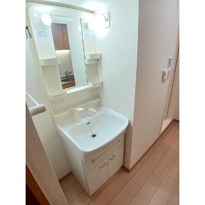 グランツ丸の内 601【管理NO：1-014061701-06010】 ★家具家電は申し込み後に搬入します★ ★2026年11月中旬入居可能★の物件画像
