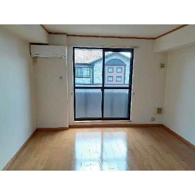 ドルチェⅠ 203【管理NO：1-012829901-02030】 ★家具家電は申し込み後に搬入します 2026年08月下旬入居可能の物件画像