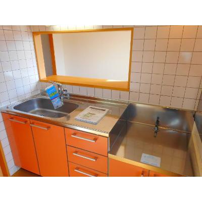 サンシャイン花の木 201【管理NO：1-012537201-02010】 ★家具家電は申し込み後に搬入します★の物件画像