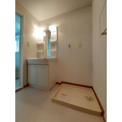 セントラル　ハーモニーⅠ 204【管理NO：1-015036801-02040】 ★家具家電は申し込み後に搬入します★の物件画像