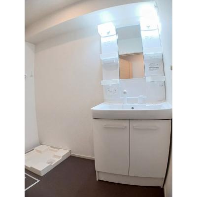 エアリー　スクエア 201【管理NO：1-020929201-02010】 ★家具家電は申し込み後に搬入します★の物件画像