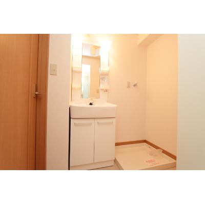 ヴィラ　コーギⅡ 203【管理NO：1-014959102-02030】 ★家具家電は申し込み後に搬入します★の物件画像
