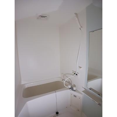 シュティル　ブリーゼＡ 102【管理NO：1-013685001-01020】 ★家具家電は申し込み後に搬入します★の物件画像