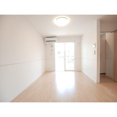 ｂｌｏｓｓｏｍ　Ａ 104【管理NO：1-024791901-01040】 ★家具家電は申し込み後に搬入しますの物件画像