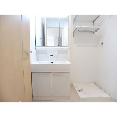 ｂｌｏｓｓｏｍ　Ａ 104【管理NO：1-024791901-01040】 ★家具家電は申し込み後に搬入しますの物件画像