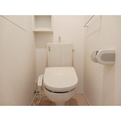 フローレル 201【管理NO：1-021357001-02010】 ★家具家電は申し込み後に搬入します 2026年07月下旬入居可能の物件画像