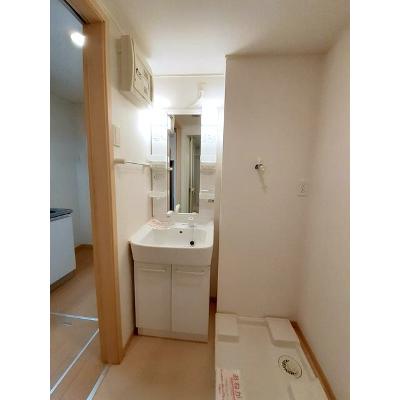 リュミエール 102【管理NO：1-017282101-01020】 ★家具家電は申し込み後に搬入します★の物件画像