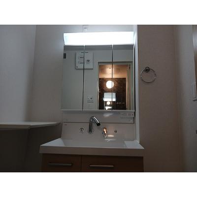 パインヒルズ 102【管理NO：1-028531901-01020】 ★家具家電は申し込み後に搬入します★の物件画像