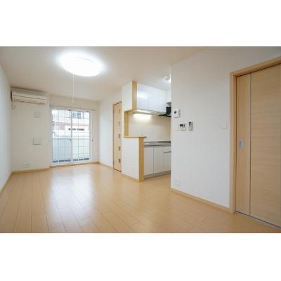 サンローラン 104【管理NO：1-016471301-01040】 ★家具家電は申し込み後に搬入します 2026年08月中旬入居可能の物件画像