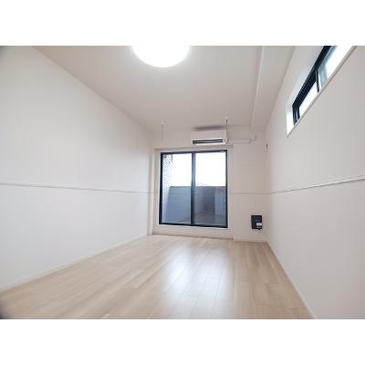 ウィステリア 206【管理NO：1-028558401-02060】 ★家具家電は申し込み後に搬入します★の物件画像