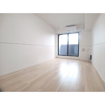 ウィステリア 203【管理NO：1-028558401-02030】 ★家具家電は申し込み後に搬入します★の物件画像