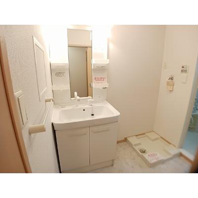 サンリットララ 202【管理NO：1-015888501-02020】 2026年07月下旬入居可能の物件画像