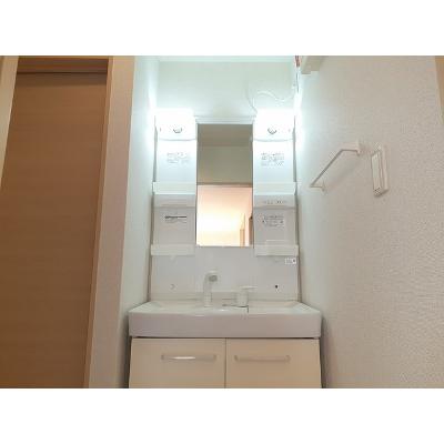 ムーン　スカイ 204【管理NO：1-019694401-02040】 ★家具家電は申し込み後に搬入します★ ★2026年08月中旬入居可能★の物件画像
